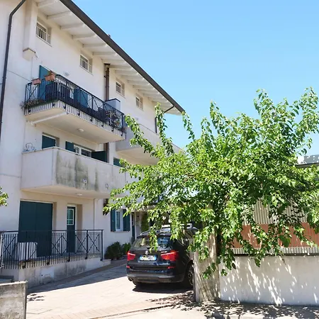 Sunsetbarbana - Tricamere Con Posto Auto Apartment Grado