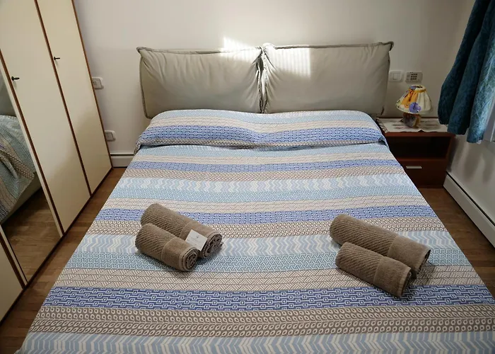 Sunsetbarbana - Tricamere Con Posto Auto Градо